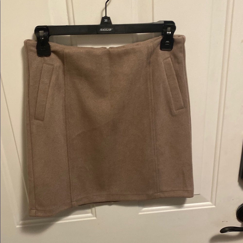 Classic Tan Women's Skirt